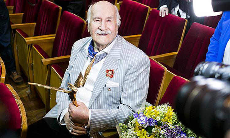 ������� �.�.