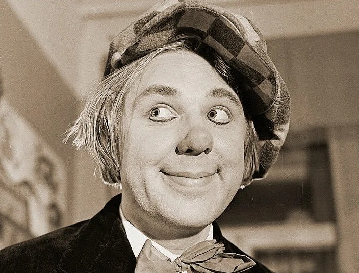 ������� ����� ������ � ��������, �������� �������� ����� � ������������ �������